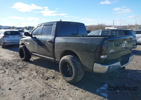 2015 Ram 1500 Outdoorsman z USA, uszkodzony, nr VIN 1C6RR7LTXFS713536